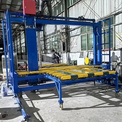 Linea di schiumatura continua personalizzata con doppie lame in fase di insta...